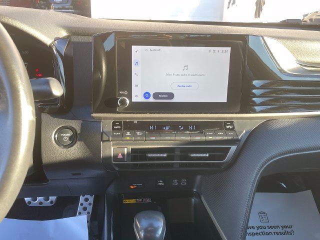 Used 2025 Toyota Camry SE FWD image 19