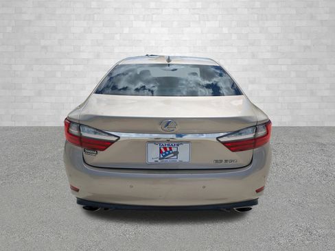 Used 2018 Lexus ES 350 w/ Premier Package FWD image 3