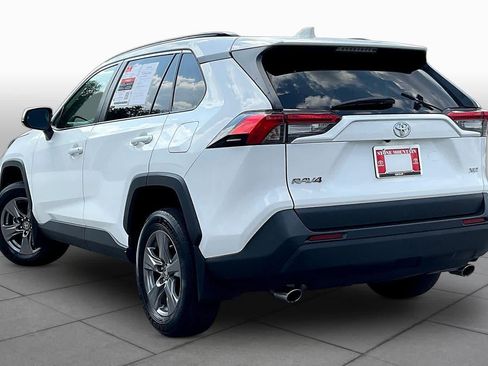 Used 2024 Toyota RAV4 XLE w/ Convenience Package FWD image 12