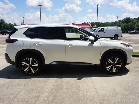 Used 2023 Nissan Rogue SL w/ SL Premium Package FWD image 22