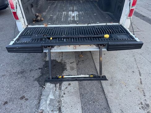 Used 2010 Ford F150 Platinum image 8