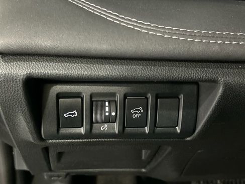 Used 2020 Subaru Outback Limited image 19