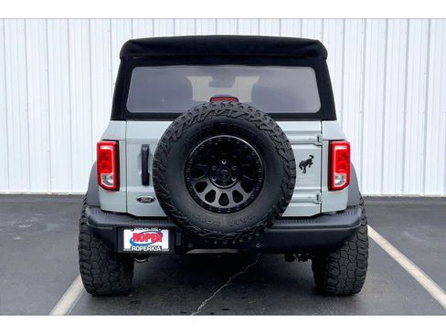 Used 2022 Ford Bronco Black Diamond image 4