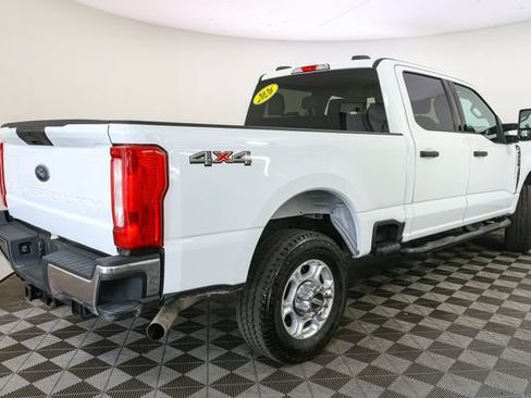 Used 2026 Ford F250 XLT AWD/4WD image 12