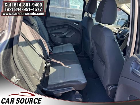 Used 2016 Ford C-MAX SE image 21