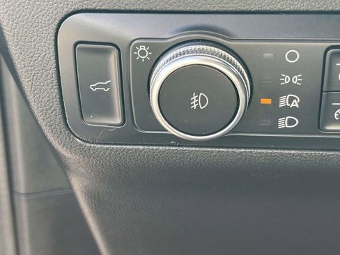 Used 2021 Ford Escape SEL FWD image 21