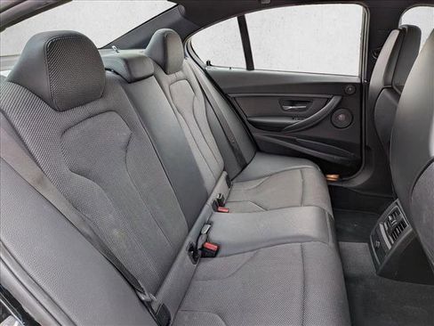 Used 2018 BMW M3 image 18