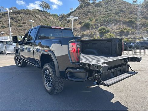 New 2026 GMC Sierra 2500 AT4X image 32