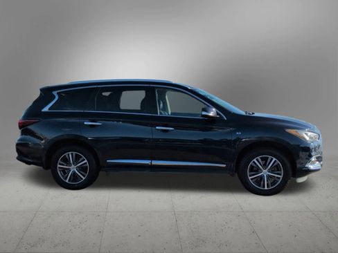 Used 2019 INFINITI QX60 Luxe w/ Essential Package image 7