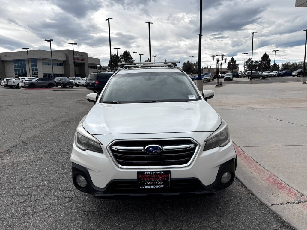 Used 2018 Subaru Outback 2.5i Touring w/ Popular Package #3 AWD/4WD image 3