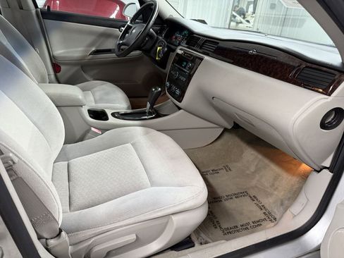 Used 2012 Chevrolet Impala LT image 30