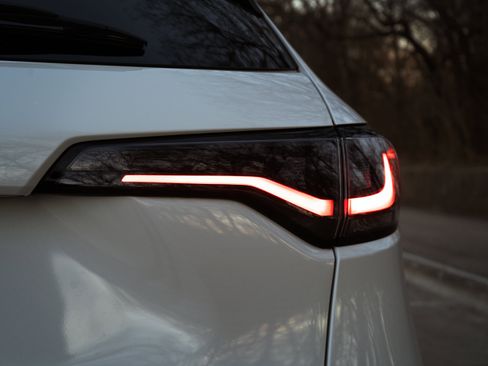 Used 2024 Honda HR-V EX-L image 13