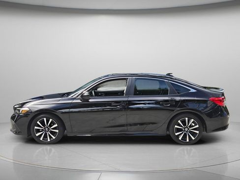 Certified 2024 Honda Civic EX image 5