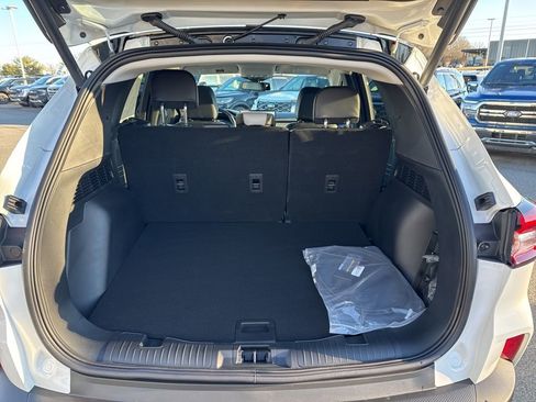 New 2025 Ford Escape SE w/ PHEV Premium Package image 17