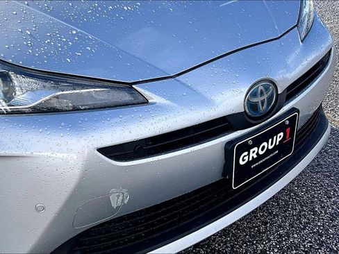 Used 2019 Toyota Prius LE w/ Carpet Mat Package image 28