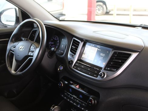 Used 2018 Hyundai Tucson Limited w/ Ultimate Package 02 AWD/4WD image 17