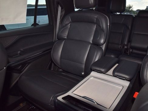 New 2025 Lincoln Navigator Reserve w/ Jet Appearance Package image 21