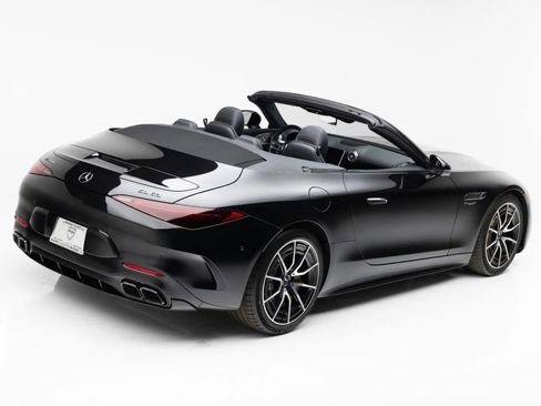 Used 2022 Mercedes-Benz SL 63 AMG 4MATIC w/ AMG Aerodynamic Package image 3