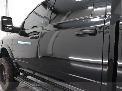 Used 2024 RAM 2500 Big Horn w/ Night Edition AWD/4WD image 27