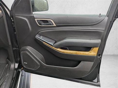 Used 2017 GMC Yukon XL Denali w/ Open Road Package image 27