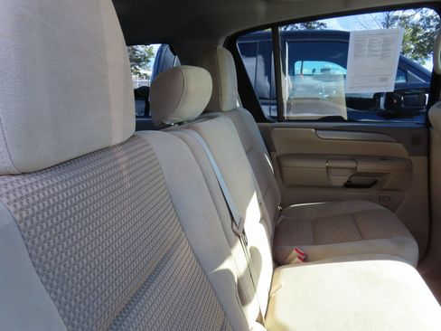 Used 2014 Nissan Armada SV image 33
