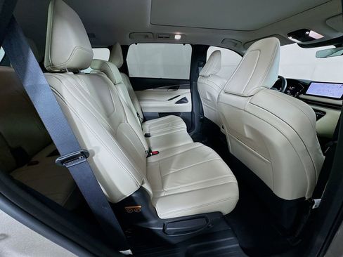 Certified 2023 INFINITI QX60 Luxe w/ Performance Audio Package FWD image 37