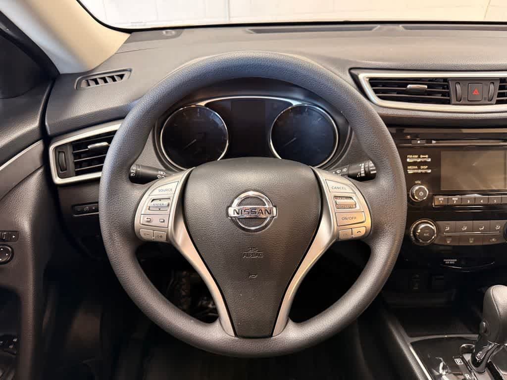Used 2016 Nissan Rogue S FWD image 15