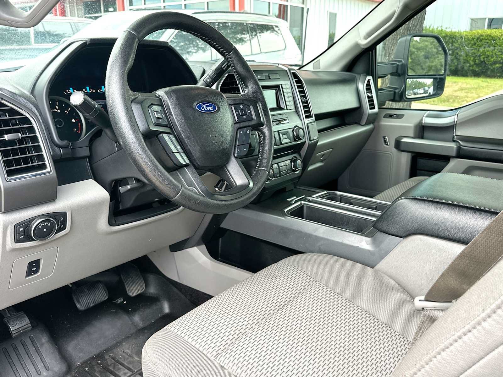 Used 2016 Ford F150 XLT w/ Equipment Group 301A Mid RWD image 18