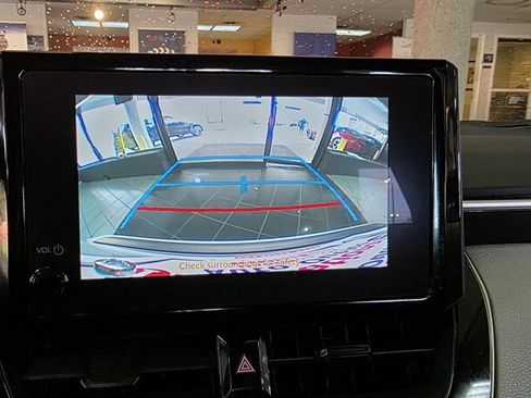 Used 2023 Toyota Corolla LE image 16