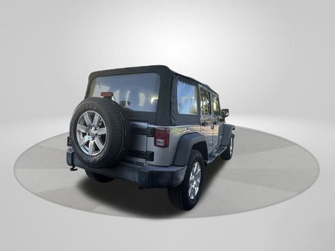 Used 2017 Jeep Wrangler Unlimited Sport image 7