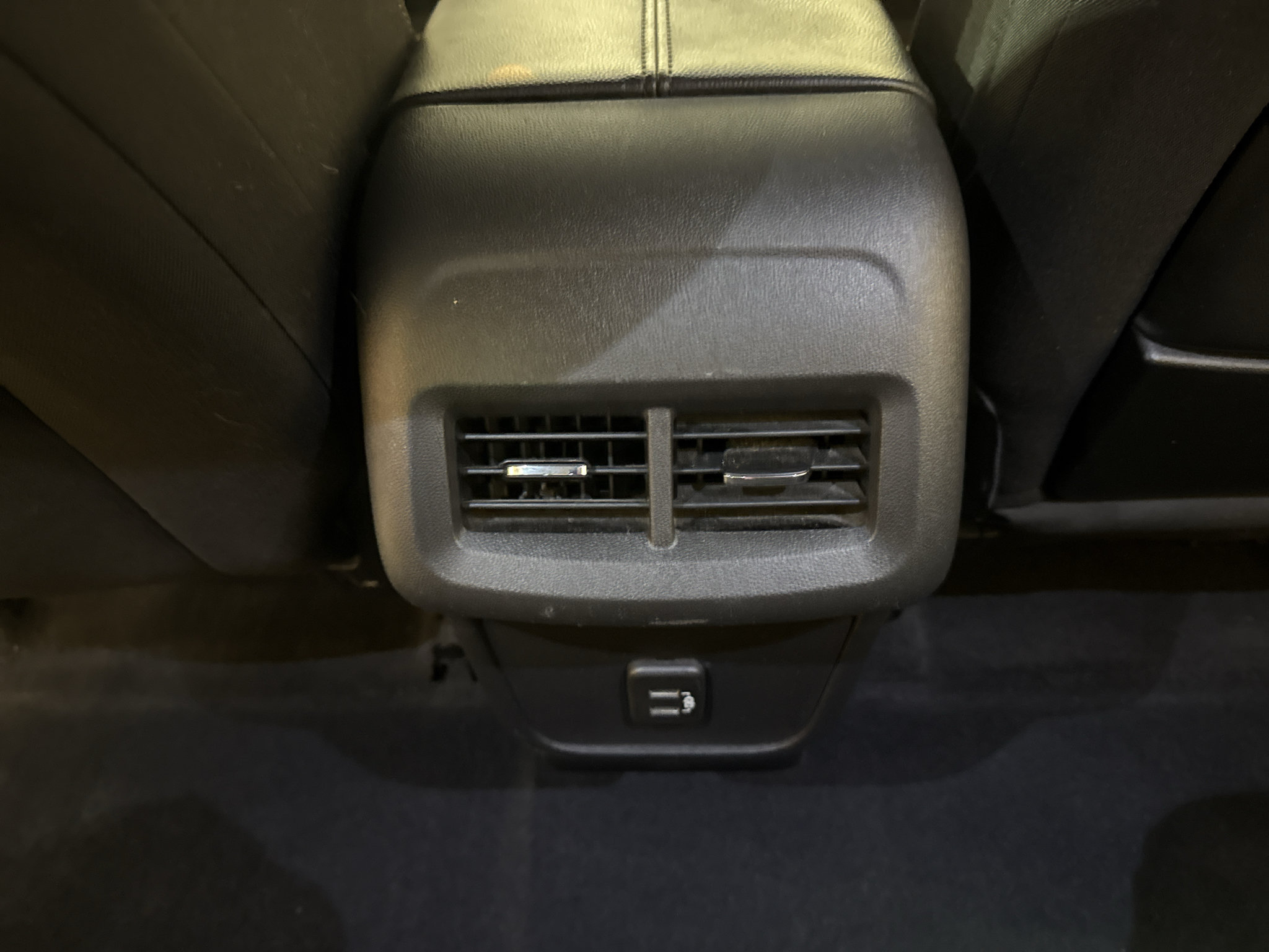 Used 2021 GMC Terrain SLE w/ Driver Convenience Package AWD/4WD image 27