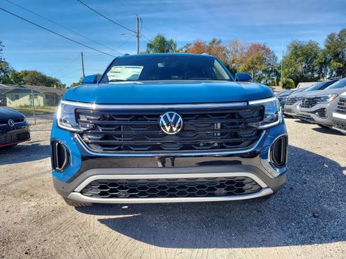 New 2026 Volkswagen Atlas Cross Sport SEL image 3