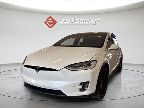 Used 2020 Tesla Model X Long Range AWD/4WD image 1