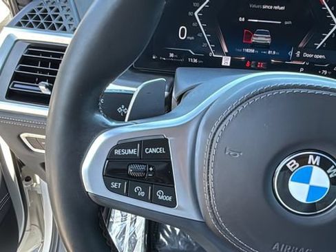 Used 2023 BMW X7 xDrive40i w/ Executive Package AWD/4WD image 28
