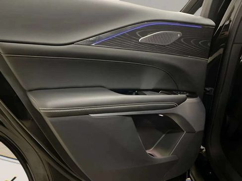 Used 2024 Cadillac Lyriq Luxury RWD image 47