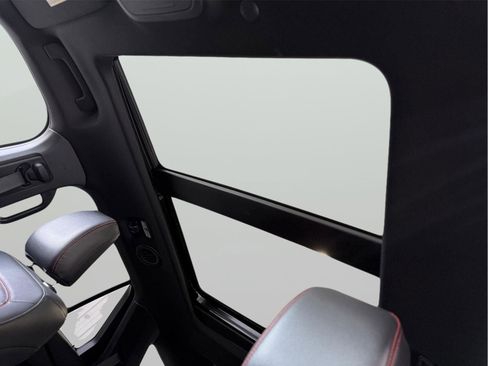 Used 2023 Ford Explorer ST-Line w/ Class IV Trailer Tow Package image 35