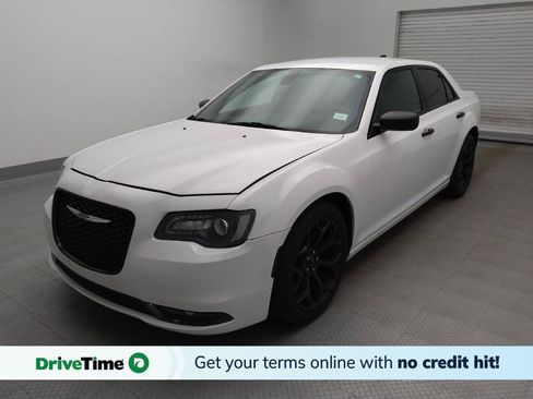 Used 2019 Chrysler 300 S RWD image 1