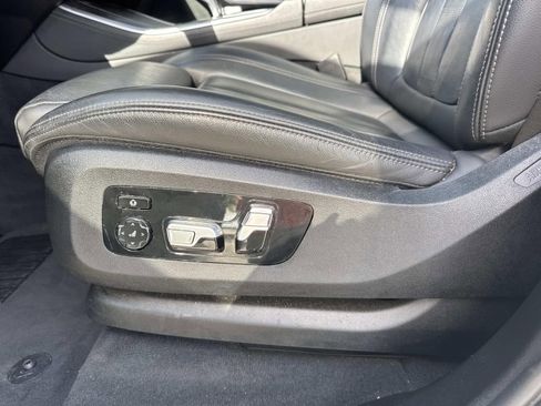 Used 2022 BMW X5 sDrive40i w/ M Sport Package image 19