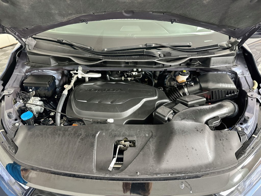 Certified 2025 Honda Odyssey Touring image 32