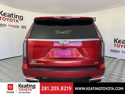 Used 2024 Cadillac Escalade Premium Luxury w/ Performance Package image 6