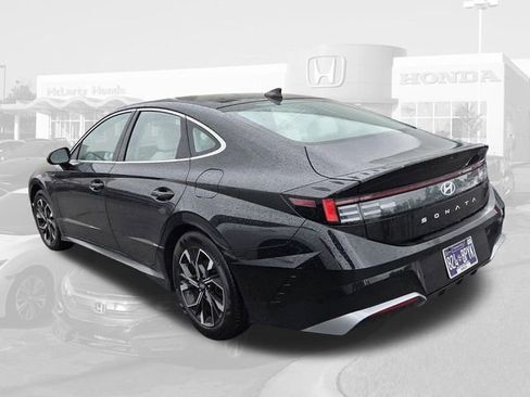 Used 2025 Hyundai Sonata SEL FWD image 6