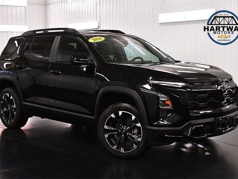 New 2026 Chevrolet Equinox RS w/ LPO, Floor Liner Package image 1