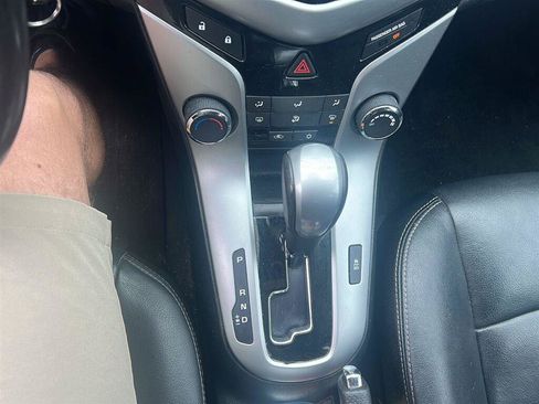 Used 2014 Chevrolet Cruze LT w/ RS Package FWD image 7
