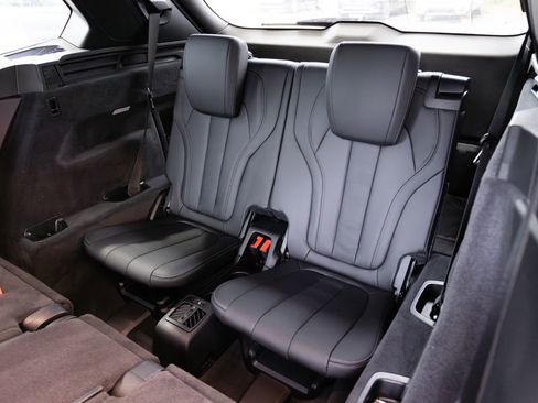 Used 2021 BMW X5 sDrive40i w/ Premium Package image 32