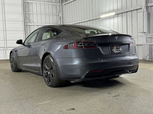 Used 2021 Tesla Model S Plaid image 14