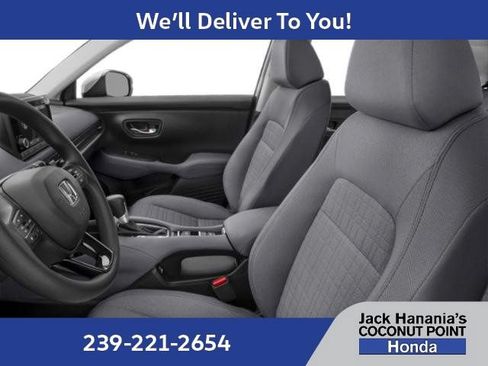 Used 2024 Honda HR-V LX image 9