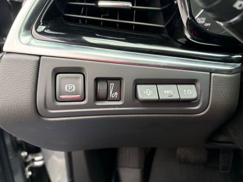 Used 2024 Cadillac XT6 Premium Luxury w/ Technology Package image 25