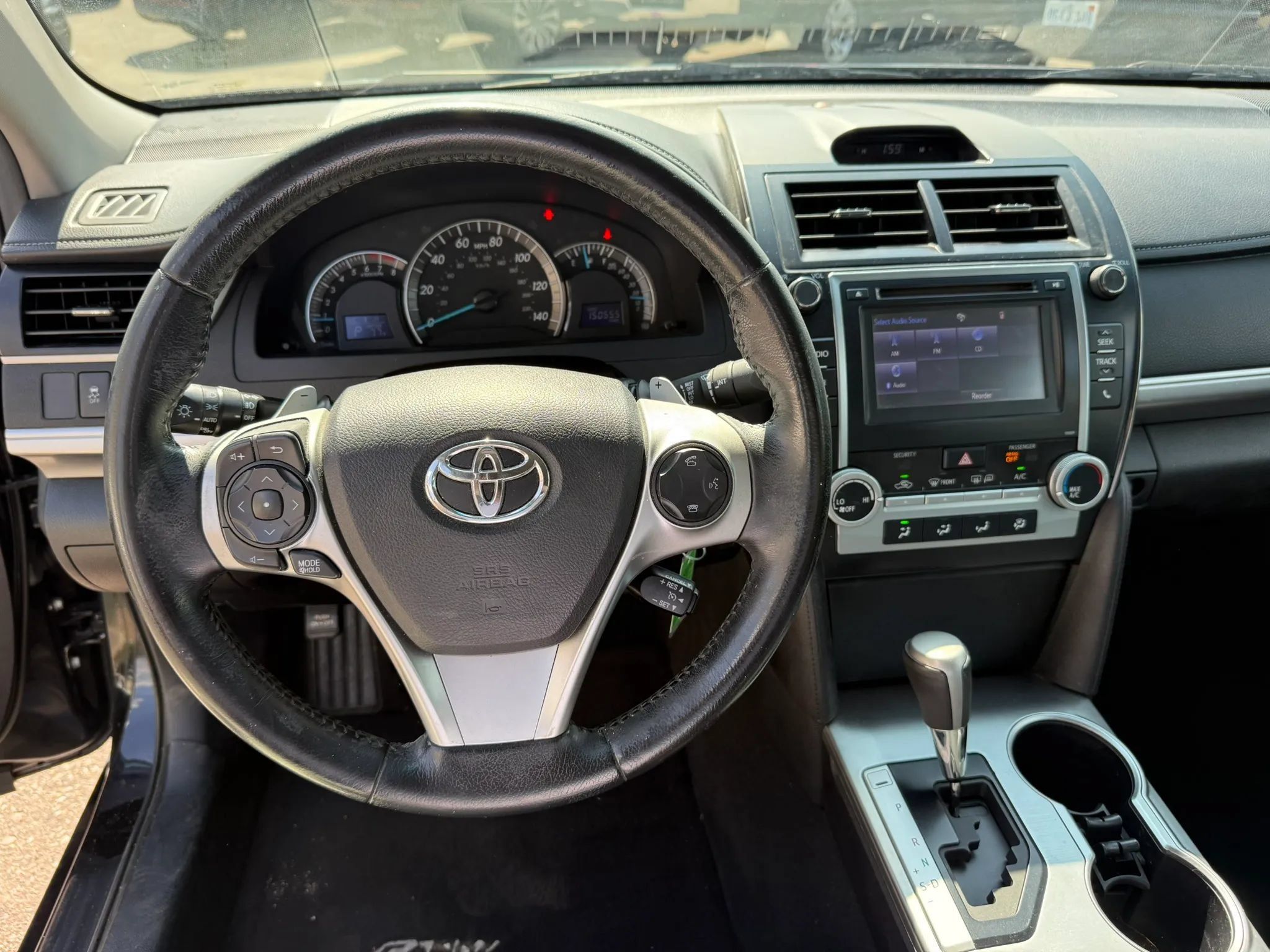 Used 2014 Toyota Camry SE FWD image 18