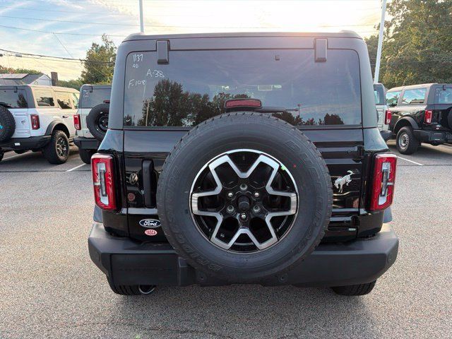 New 2026 Ford Bronco Outer Banks AWD/4WD image 4