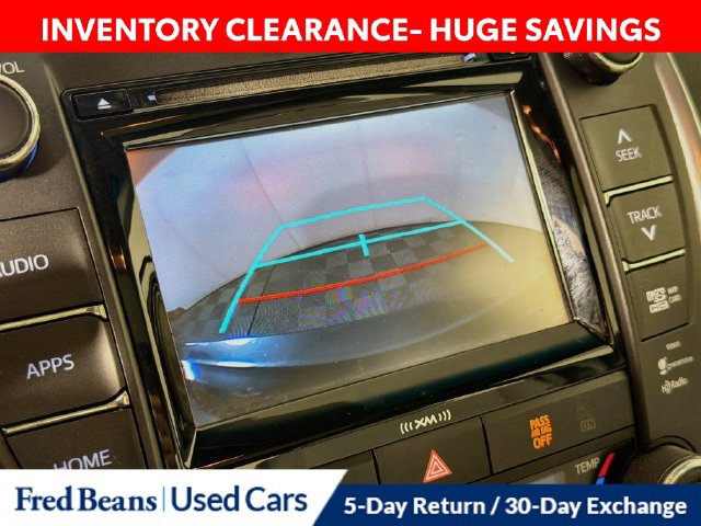Used 2016 Toyota Camry XLE w/ Moonroof Package FWD image 19